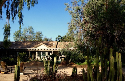 Temecula House | Enjoy the RANCHO Villa Heart of Temecula Wine Country Golf Casinos Views RVC-023