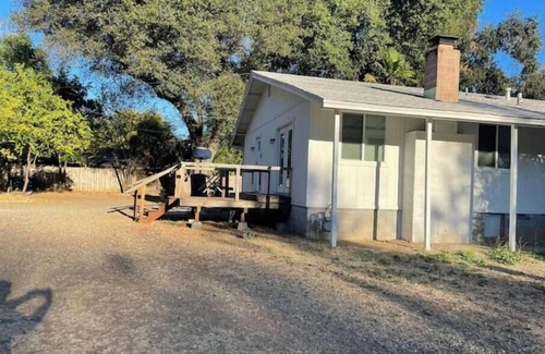 South Bechelli House | Enjoy the Sacramento River Retreat!