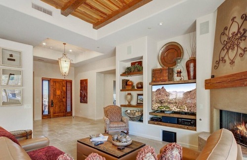 Troon North Villa | Enjoy the sunny AZ from this luxurious North Scottsdale Villa near Troon Golf