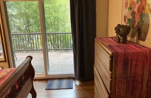 South Hills House | Enjoy the Trees, the Trails, and the Town
