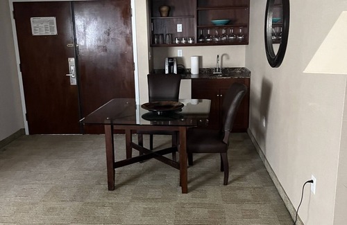 Bridgeport Apartment | Enjoy the Venues of downtown Bridgeport's vibrant energy, at Park City Place.