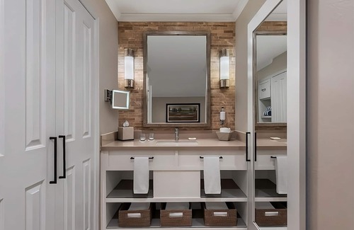 Napa Hotel | Enjoy the Vineyards of Northern California! 4 Convenient Suites w/Kitchens!