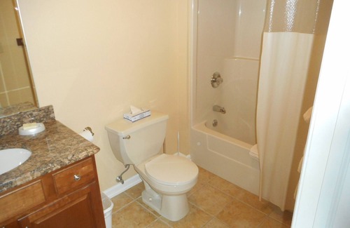 Lake George Condo | Enjoy the wonders of Lake George