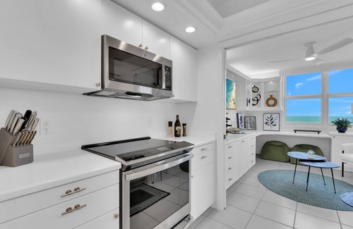 Pelican Bay Condo | Enjoy this beautiful condo at St. Maarten in gorgeous, coastal Pelican Bay!