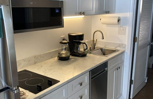 North Myrtle Beach Condo | Enjoy this dog friendly, oceanfront condo with an amazing view