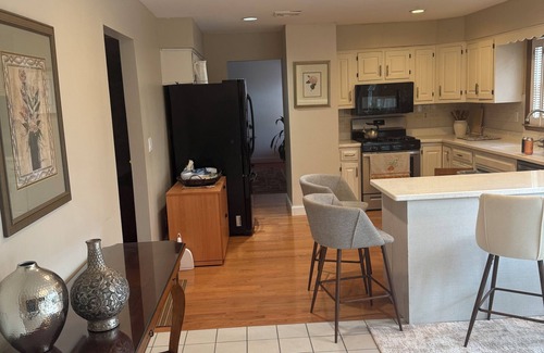 Warwick House | enjoy this property all to yourself.