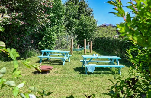 Waggershausen Apartment | Enjoy together: spacious apartment, familiar, cozy