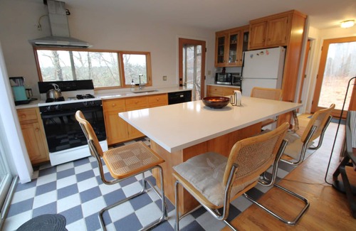 Wellfleet House | Enjoy Views of the Beautiful Dry Meadow (1418)