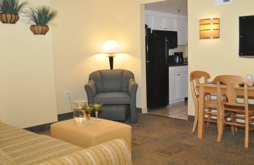 Northeast Virginia Beach Hotel | Enjoy Virginia Beach for one week in August!