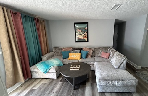 Highlands House | Enjoy your stay at The Great Oasis!