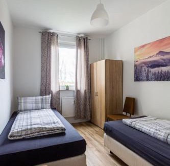 Halle Apartment | Enjoy your stay with DKN apartments - Mon-Sun - Late night check-in - Multilanguage - Near S-Bahn - Witamy serdecznie