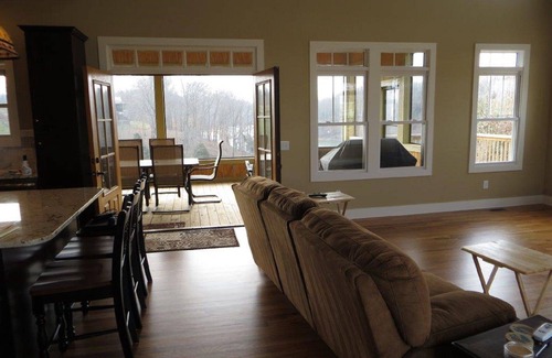 Winchester House | Enjoy Your Vacation on Tims Ford Lake