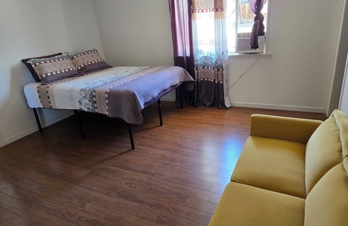 Apple Valley House | Enjoyable 2-bedroom house in Apple Valley