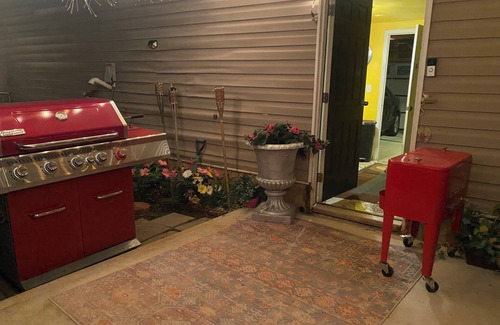 Douglasville House | Enjoyable 2-bedroom house with AC in Douglasville