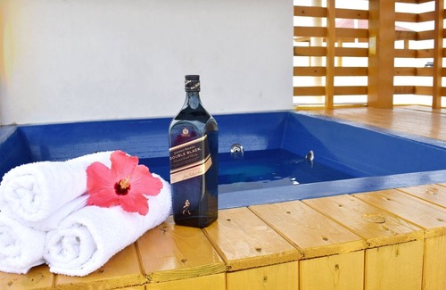 Mendoza Condo | Enjoyable JACUZZI🏖 Santo Domingo.