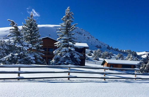 Shining Mountains House | Ennis, MT Vacation Home near Yellowstone and Fly Fishing on the Madison River