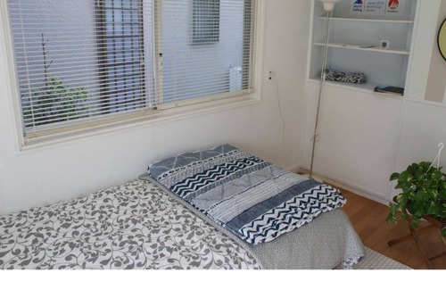 Katase House | Enoshima, Shonan, Enoden Ishigami station 1min. Pet=OK Showa-era modern retro single-house type, shared guesthouse, can be rented out. 10-minute walk from JR Fujisawa Station, 1.6 km from Enoshima Island. Enoshima 1.6KM.