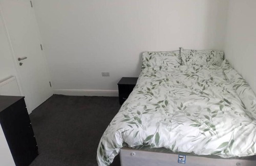 Burnley House | Ensuite Double-bed (G3) close to Burnley city centre