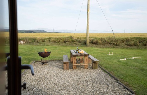 Camelford Cabin | Ensuite Glamping Cabin With A View