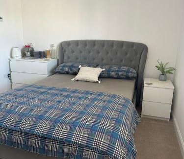 Musselburgh House | Ensuite Room in a home- East of Edinburgh