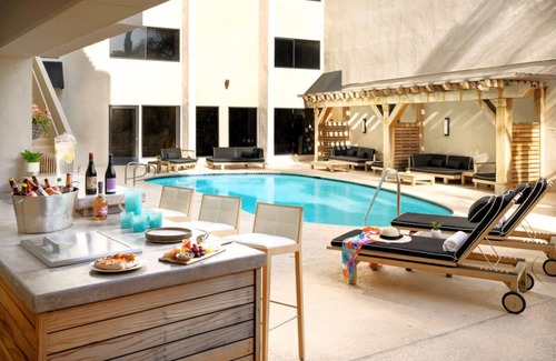 Calabasas House | Ensuring a Very Comfortable & Memorable Stay! Dog-friendly Property, Pool