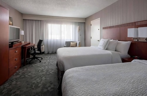 Torrance Hotel | Ensuring a Very Comfortable & Memorable Stay! Near Hermosa Beach Pier