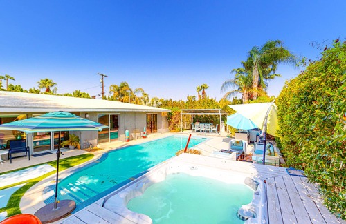 El Mirador House | Entertain at this dog-friendly home w/pool & hot tub, blocks from downtown