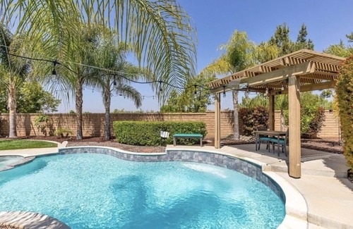 Winchester House | Entertainers paradise with salt water pool - close to Temecula wineries