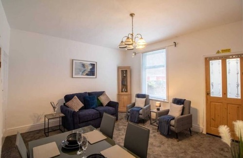South Shields House | Entire 1 Bed Home in South Shields, Sleeps 4