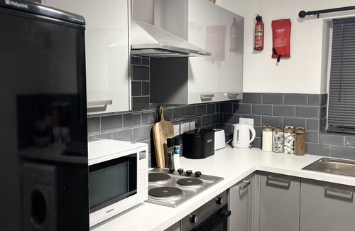 Lincoln Apartment | Entire 2 bedroom flat