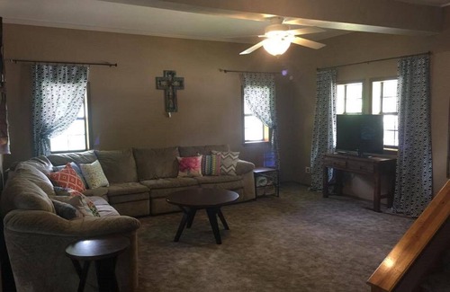 Pawhuska House | Entire 2-Story Home Near Pioneer Woman Mercantile