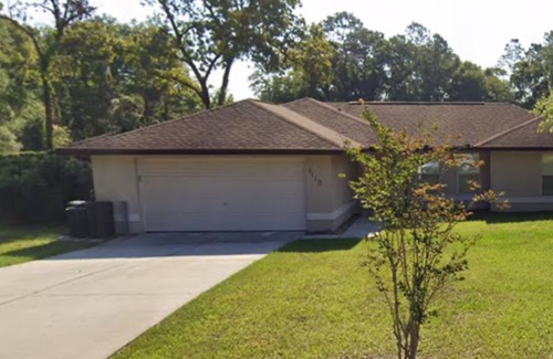 Fellowship House | Entire 3/2 home, nice yard that allows Pets close to WEC, HITS and shopping.