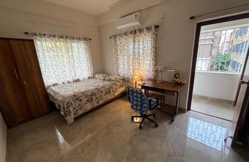 New Town House | Entire 3 BHK - Ideal for Families & Work Trips