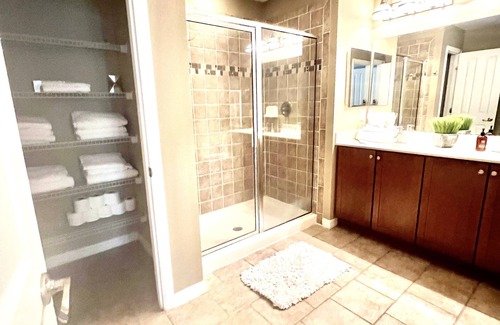 Oviedo House | Entire 3Bedroom 2.5 Bathroom Home