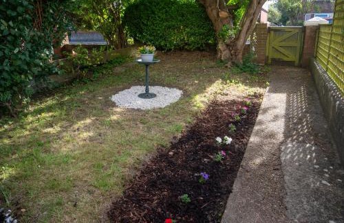 Eastbourne House | Entire 5 Bedroom Comfortable House in Eastbourne