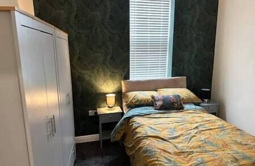 Darlington Apartment | Entire Apartment Levy Nook 4