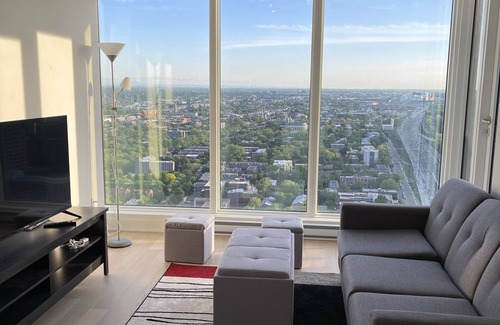 Downtown Montreal Condo | Entire appartement with 1 bedroom & office room