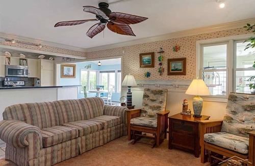 Stevens House | Entire beach getaway
