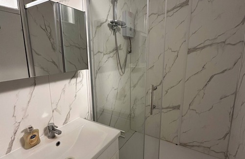 St. Pancras Apartment | Entire cozy Flat in central London