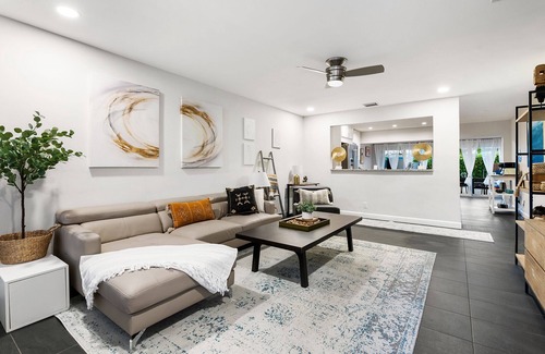 Coral Heights Villa | Entire Duplex (Vila 1 & Vila 2) w/2 heated POOLS