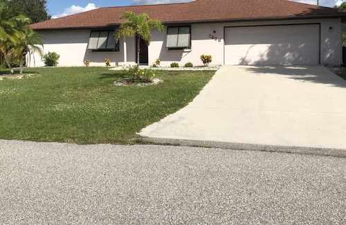 Englewood East House | Entire Englewood House -Two Suites, beach 11min., close to shop, & pet friendly