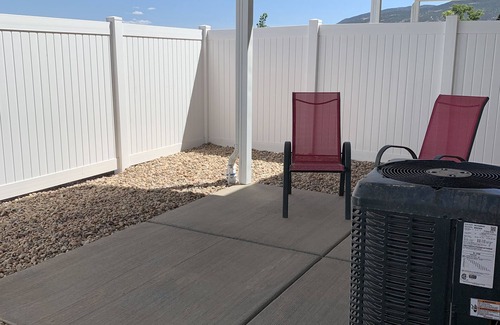 Cedar City House | Entire family friendly townhome 4 miles from downtown Cedar City. Close to I-15.