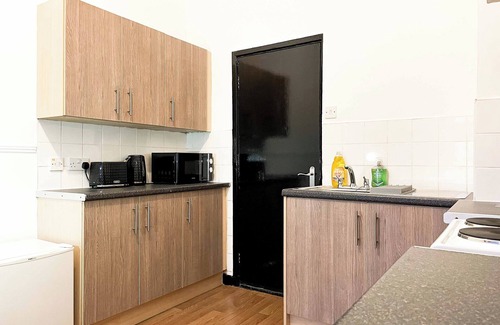 Jarrow Apartment | Entire flat close to Sandhaven beach and Newcastle city centren