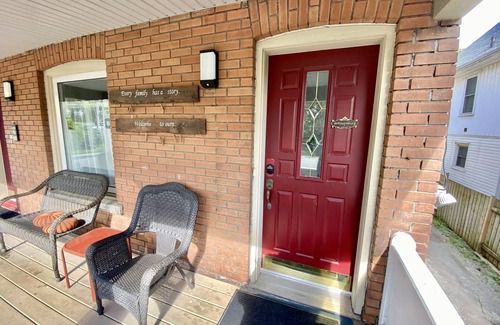 Niagara Falls House | Entire guest suite in the Falls