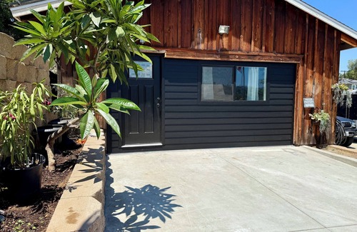 Mount Helix Cottage | Entire guesthouse in Spring Valley, California