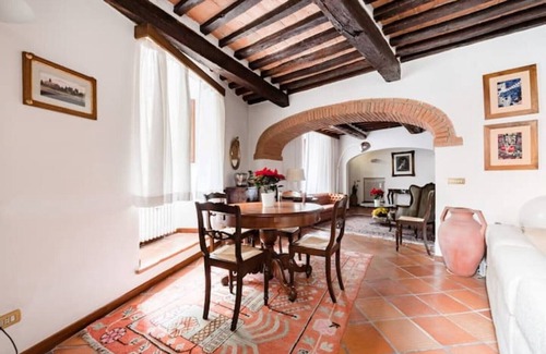 Montepulciano House | Entire Historic Residence in Tuscany (Val d'Orcia),in the Heart of Montepulciano