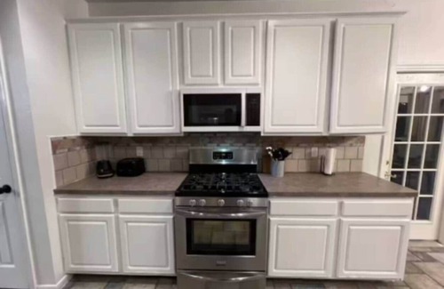 Highlands House | Entire Home | 8 beds, mini event w/pool table