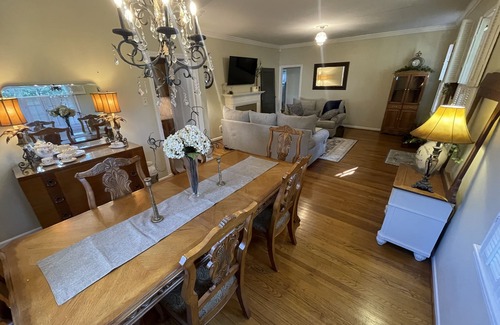 Lafayette House | Entire Home! "Bella View" , Italian for Beautiful View!
