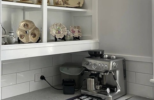 Spencer Park House | Entire home hosted by Edward.