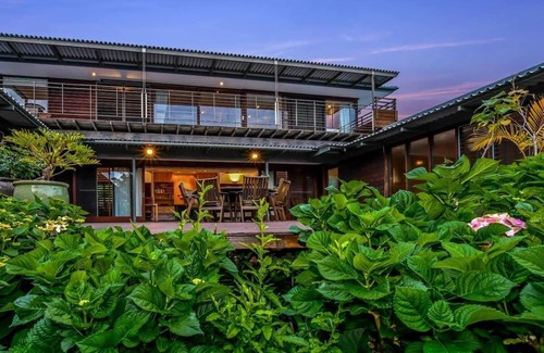 Blueys Beach House | Entire home in Blueys Beach, Australia